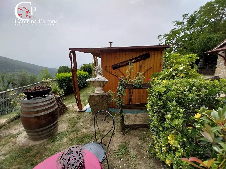 Immagine 20 di Villa in vendita  in frazione Vicorati snc a Dicomano