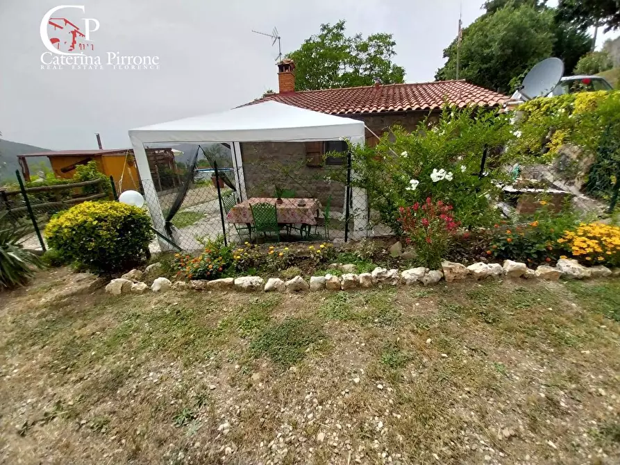 Immagine 43 di Villa in vendita  in frazione Vicorati snc a Dicomano