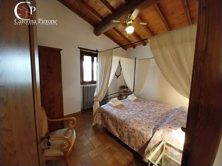 Immagine 52 di Villa in vendita  in frazione Vicorati snc a Dicomano