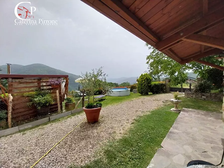 Immagine 60 di Villa in vendita  in frazione Vicorati snc a Dicomano