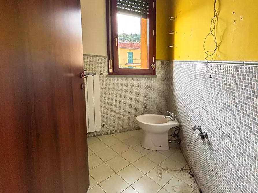 Immagine 32 di Attico in vendita  in PIAZZA CAPANNI 1 a Figline Valdarno