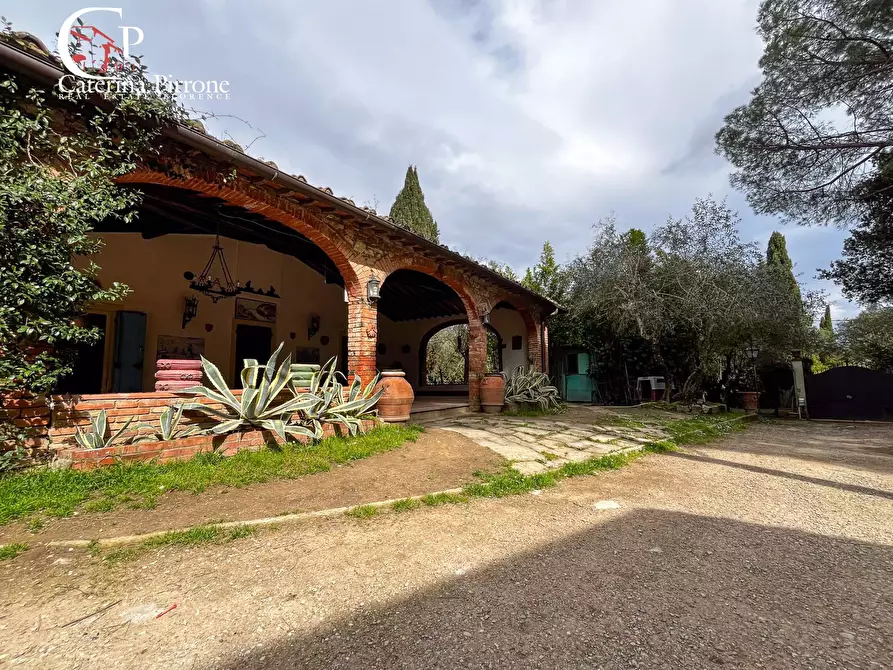 Immagine 2 di Rustico / casale in vendita  in via della Montagnola 190 a Greve In Chianti