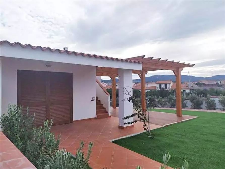 Immagine 1 di Villa in vendita  in Via Ampurias a Valledoria
