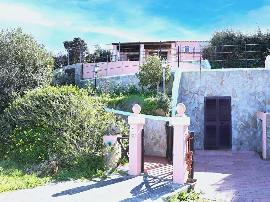 Immagine 1 di Villa in vendita  in via Brigata Sassari - dimonios 9/b a Banari