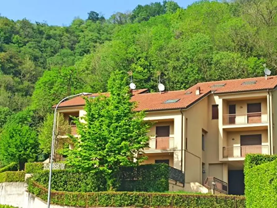 Immagine 1 di Villetta a schiera in affitto  in Montessori a Lecco