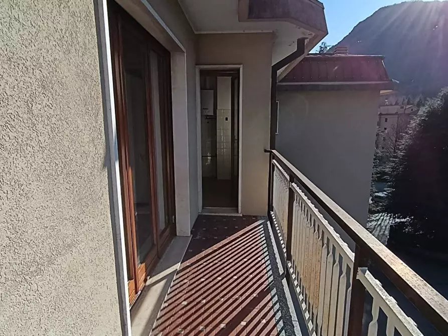 Appartamento in affitto in via Sabatelli a Valmadrera