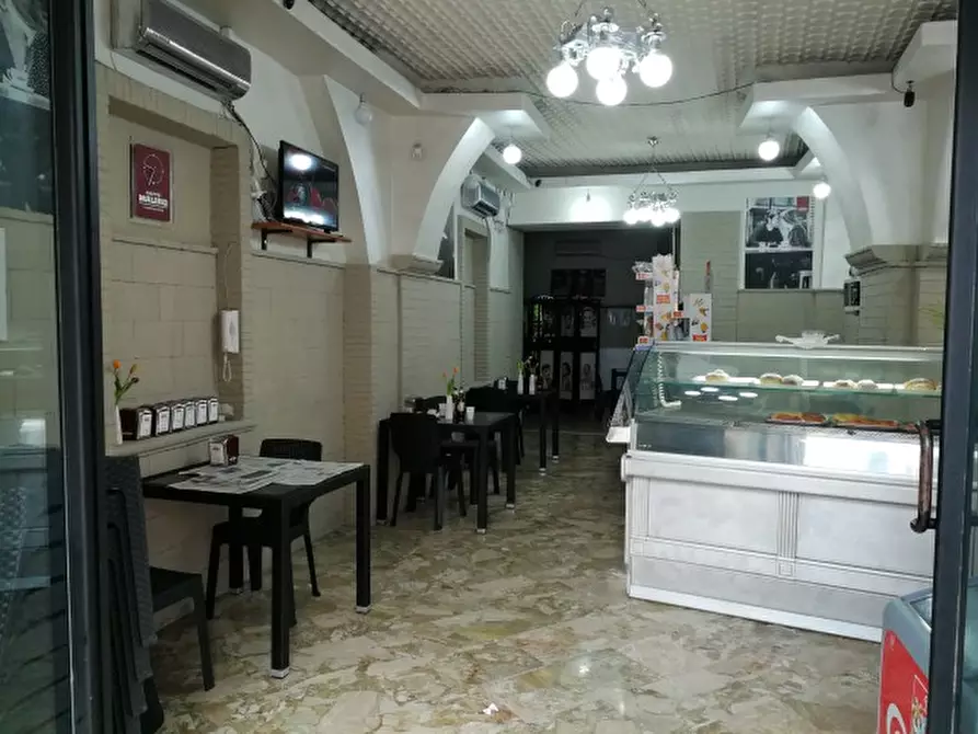 Immagine 3 di Negozio in vendita  a Paterno'