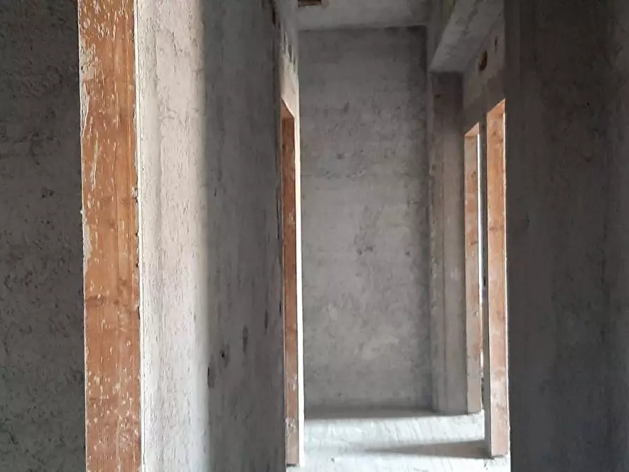 Immagine 38 di Appartamento in vendita  a Paterno'