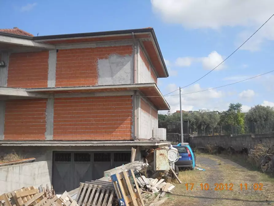 Immagine 5 di Villetta a schiera in vendita  a Paternò