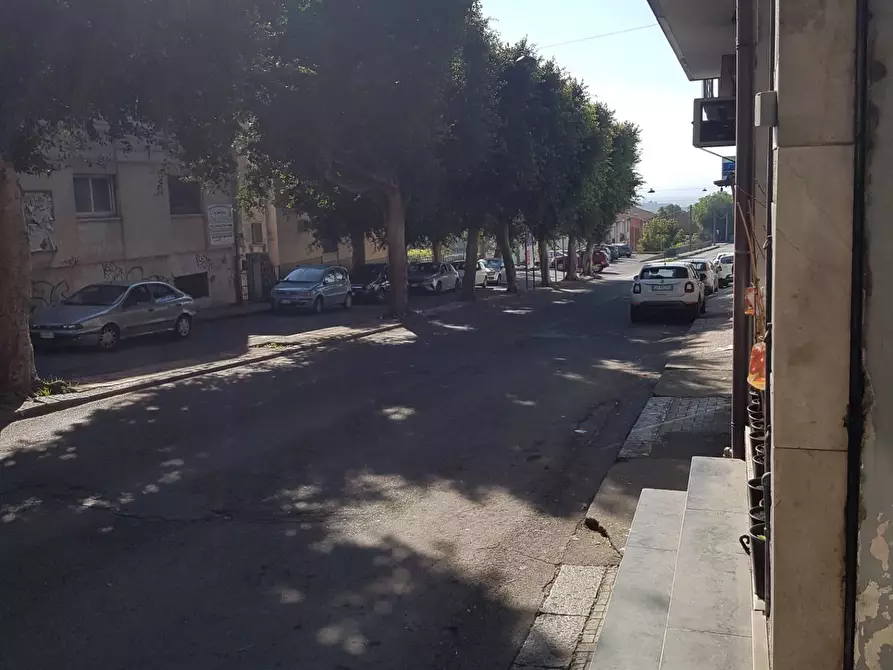 Immagine 8 di Negozio in vendita  a Paterno'