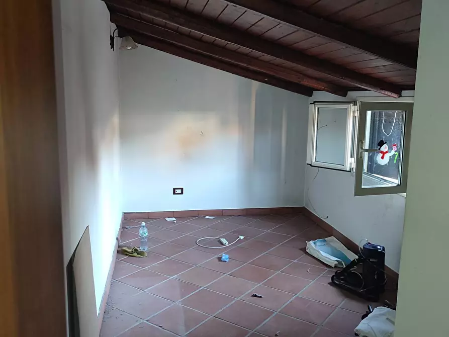 Immagine 33 di Casa indipendente in vendita  a Paterno'