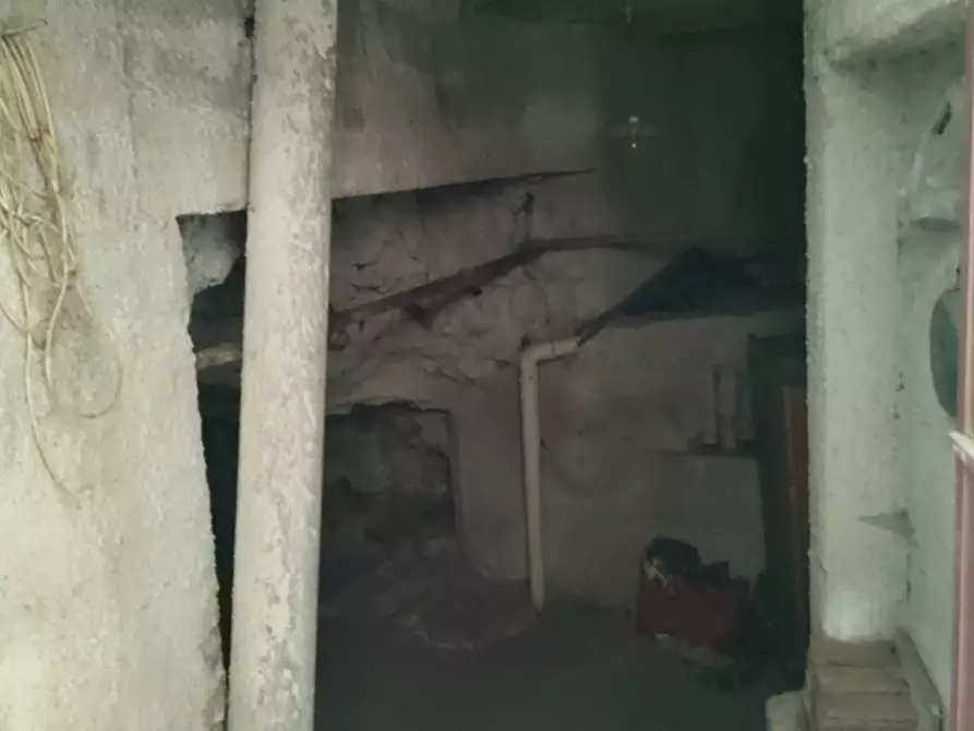 Immagine 33 di Appartamento in vendita  a Santa Maria Di Licodia