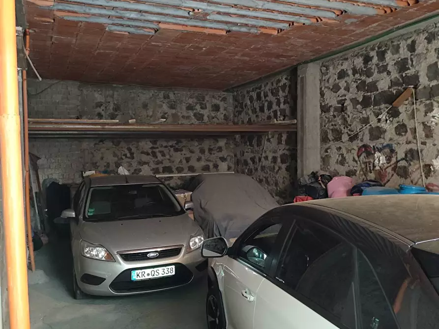 Immagine 27 di Appartamento in vendita  a Paterno'