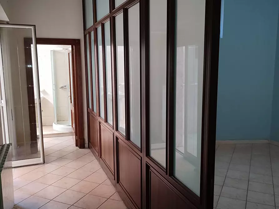 Immagine 22 di Appartamento in vendita  a Paterno'