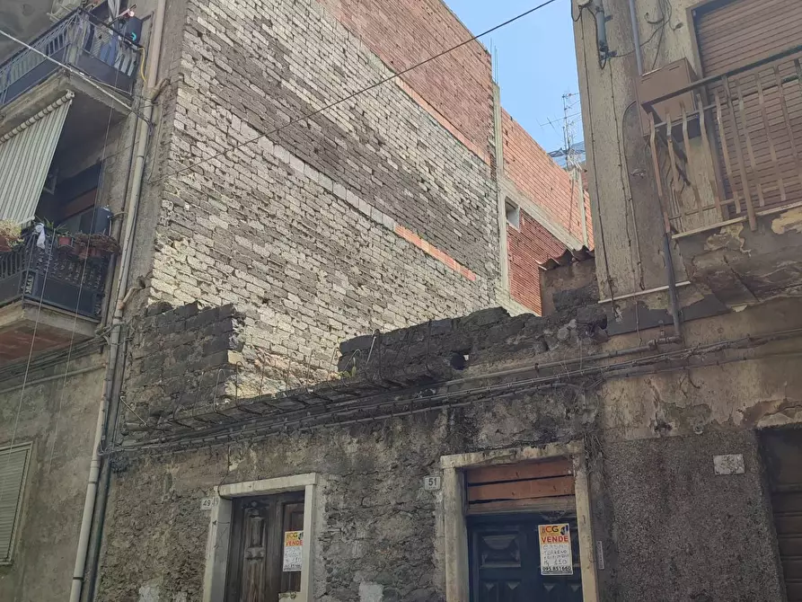 Immagine 2 di Casa indipendente in vendita  a Paternò