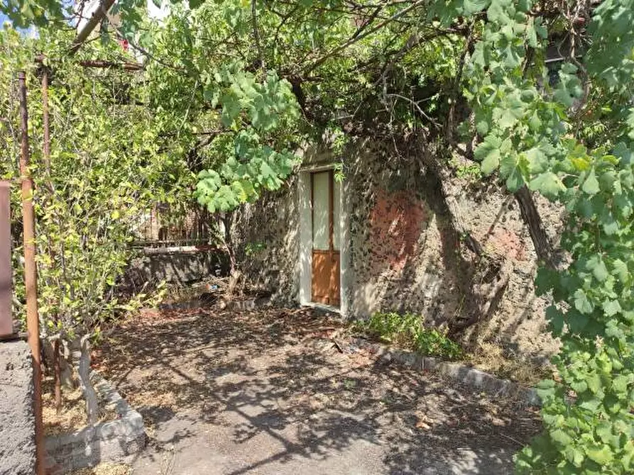 Immagine 8 di Villa in vendita  a Gravina Di Catania