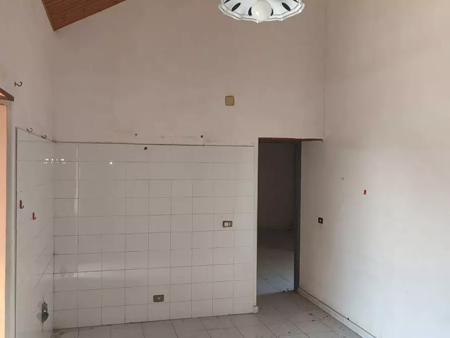 Immagine 18 di Villa in vendita  a Gravina Di Catania