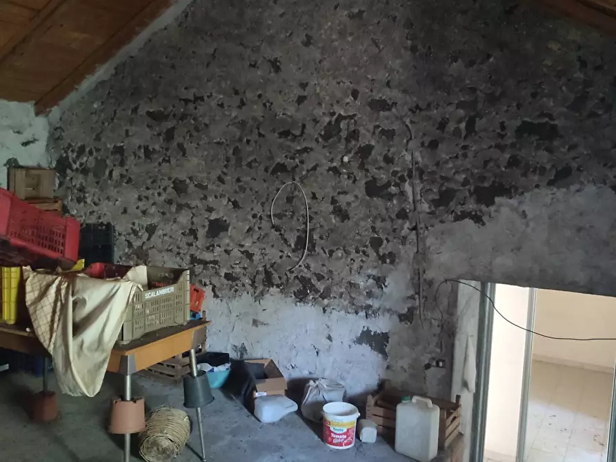 Immagine 21 di Villa in vendita  a Gravina Di Catania