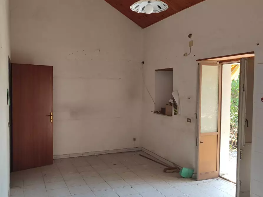 Immagine 22 di Villa in vendita  a Gravina Di Catania