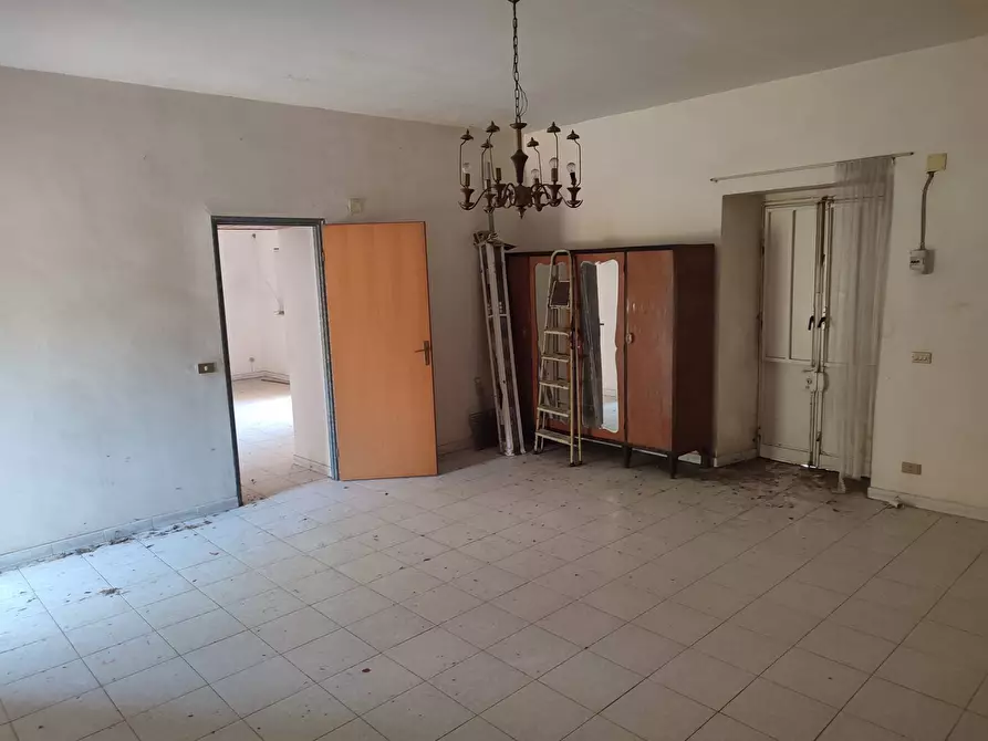 Immagine 25 di Villa in vendita  a Gravina Di Catania