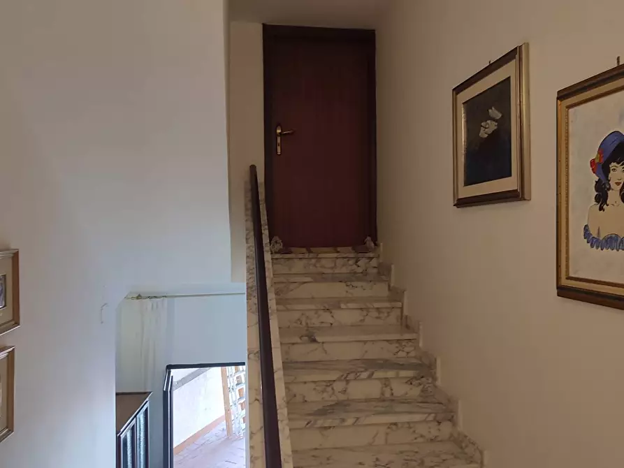 Immagine 41 di Casa indipendente in vendita  a Gravina Di Catania