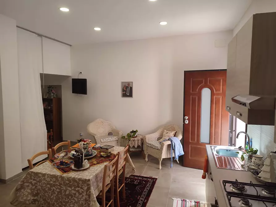 Immagine 12 di Casa indipendente in vendita  a Gravina Di Catania