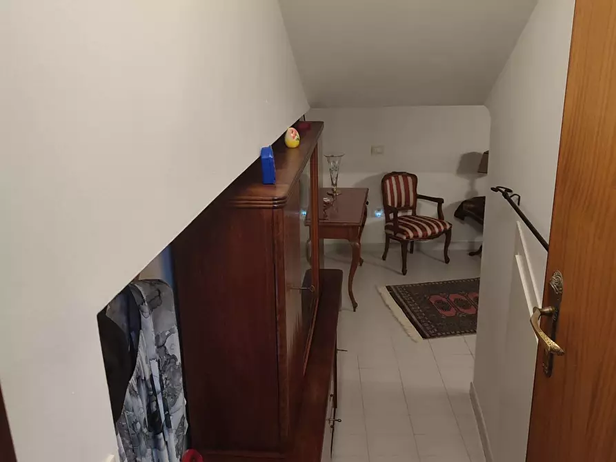 Immagine 17 di Casa indipendente in vendita  a Gravina Di Catania