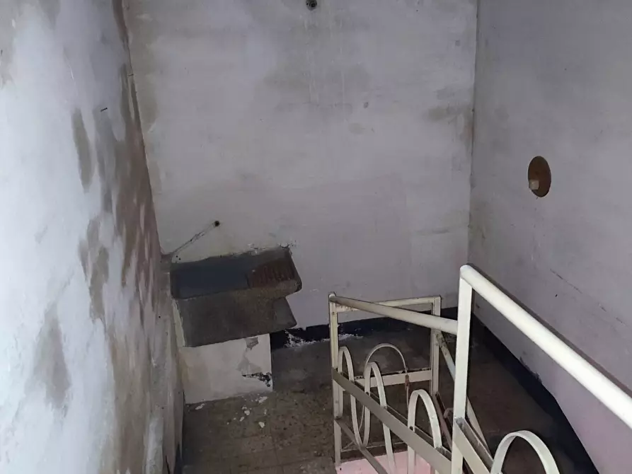 Immagine 23 di Casa indipendente in vendita  a Paterno'