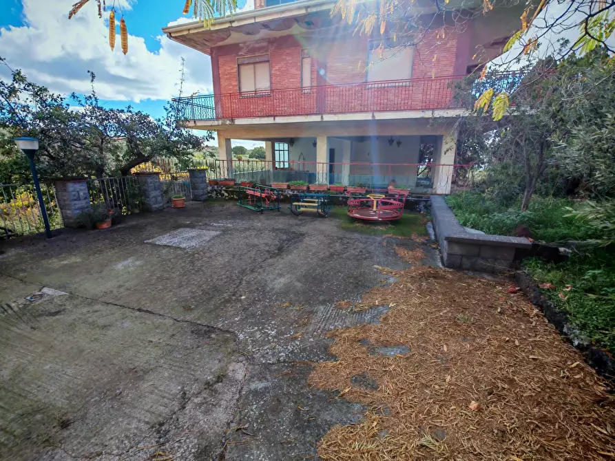 Immagine 6 di Villa in vendita  a Santa Maria Di Licodia