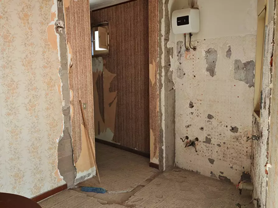 Immagine 18 di Casa indipendente in vendita  a Paterno'