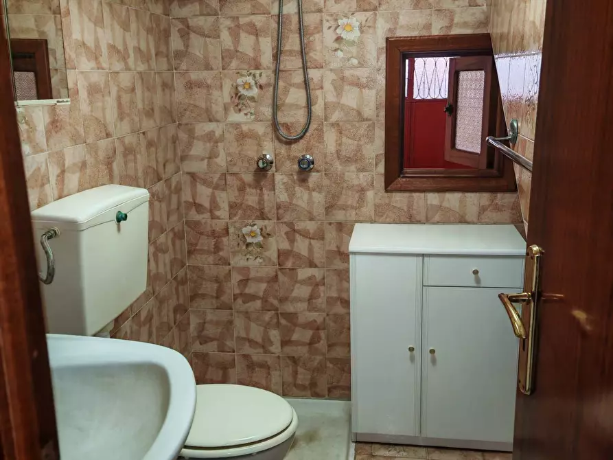 Immagine 17 di Casa indipendente in vendita  a Paterno'