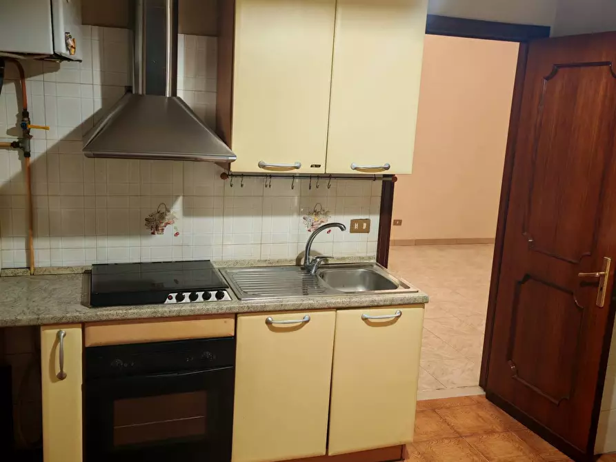 Immagine 11 di Casa indipendente in vendita  a Paterno'