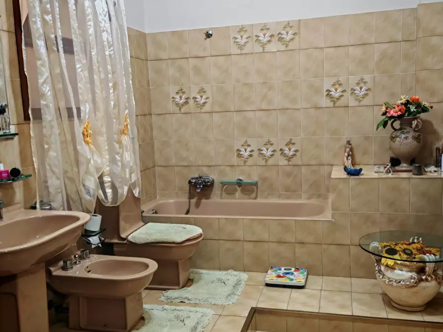 Immagine 12 di Appartamento in vendita  a Paterno'