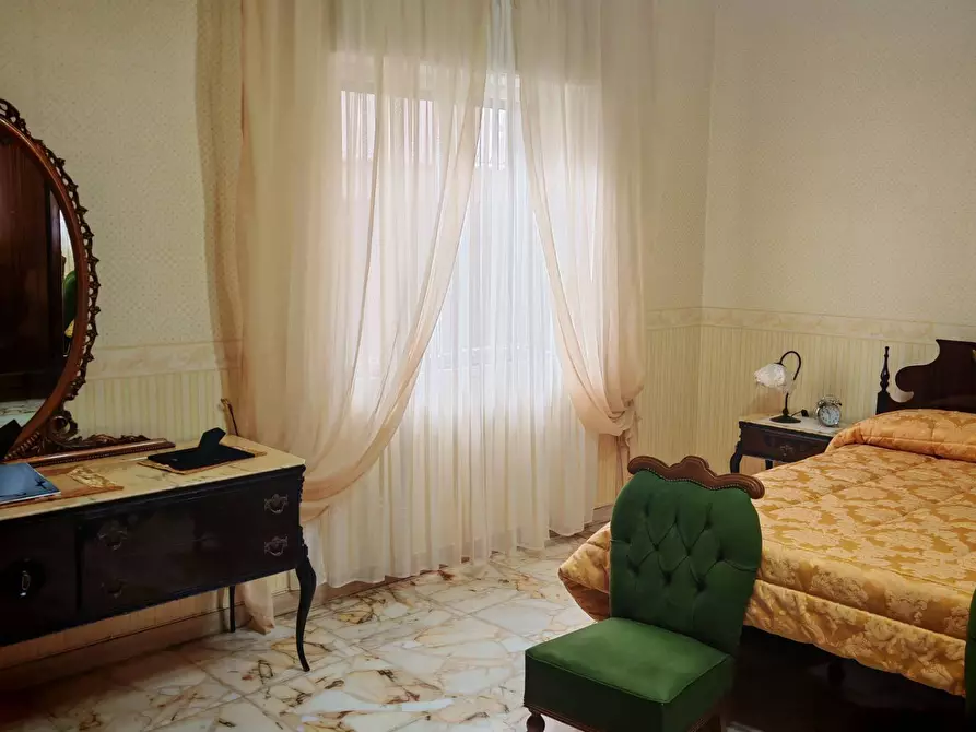 Immagine 9 di Appartamento in vendita  a Paterno'