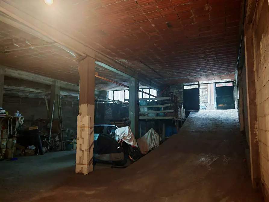 Immagine 21 di Appartamento in vendita  a Paterno'