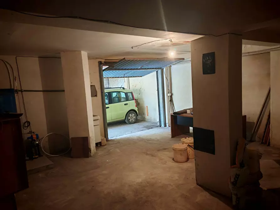 Immagine 38 di Appartamento in vendita  a Paterno'