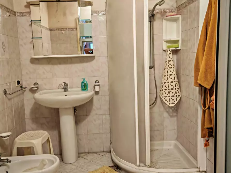 Immagine 18 di Appartamento in vendita  a Paterno'