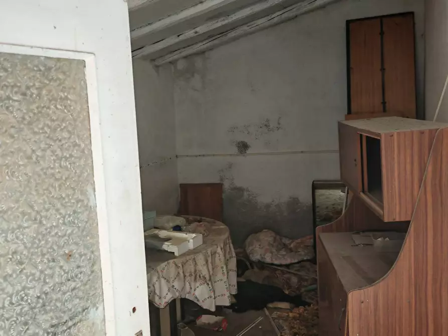 Immagine 15 di Casa indipendente in vendita  a Paterno'