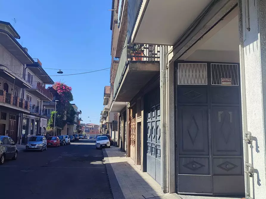 Immagine 3 di Magazzino in affitto  a Paterno'