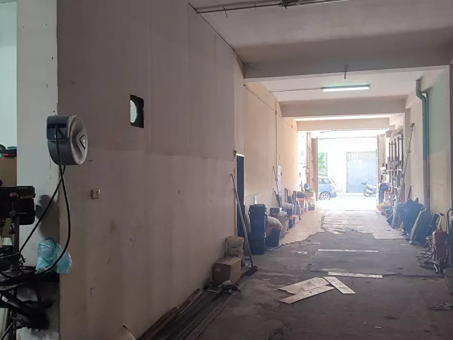 Immagine 4 di Magazzino in affitto  a Paterno'