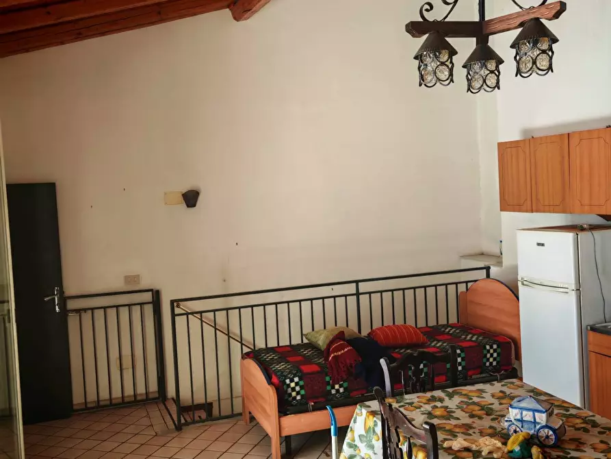 Immagine 12 di Casa indipendente in vendita  a Paterno'