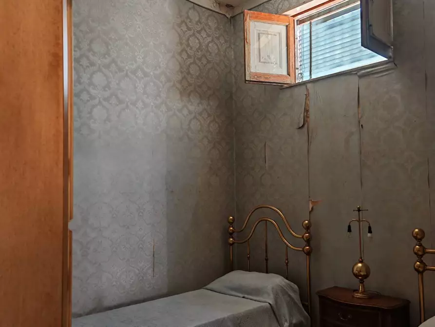 Immagine 10 di Casa indipendente in vendita  a Paterno'
