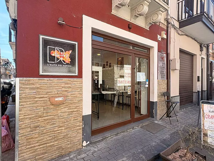 Immagine 1 di Attività commerciale in vendita  a Paterno'