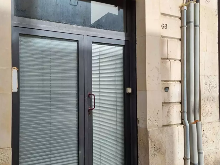 Immagine 8 di Appartamento in vendita  in via bacchilide 66 a Siracusa