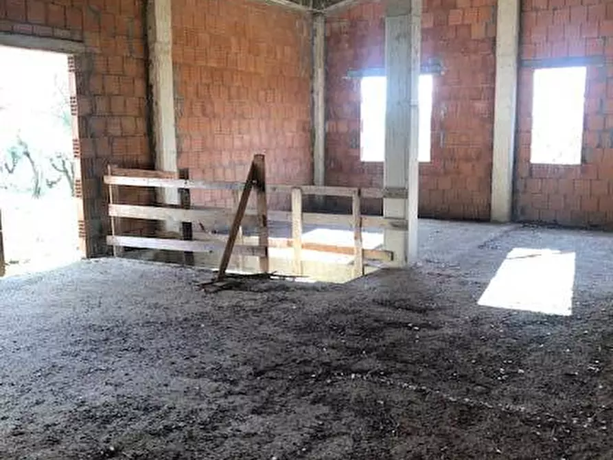 Immagine 30 di Villa in vendita  in località Alvagnano 10 a Vetralla