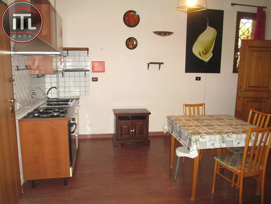 Immagine 10 di Appartamento in vendita  in Via Caprile 18 a Roma