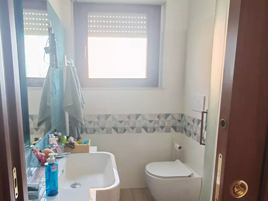 Immagine 41 di Appartamento in vendita  in Via Arnaldo Cantani a Roma