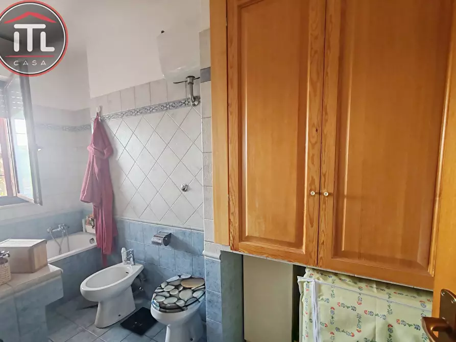 Immagine 45 di Appartamento in vendita  in Via Arnaldo Cantani a Roma