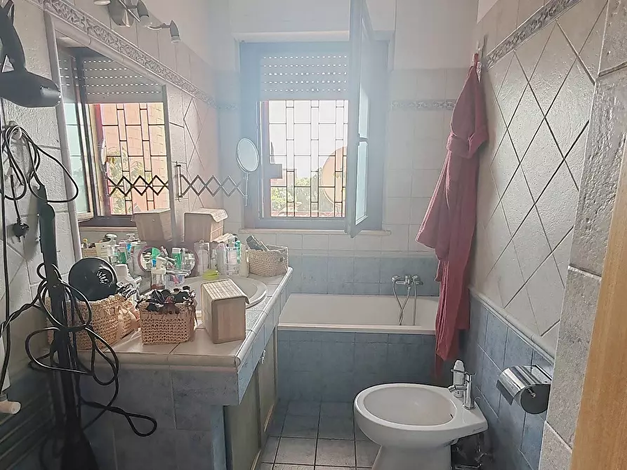 Immagine 46 di Appartamento in vendita  in Via Arnaldo Cantani a Roma