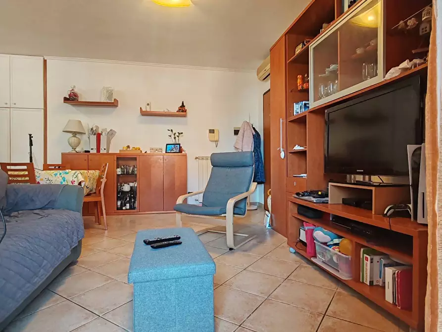 Immagine 53 di Appartamento in vendita  in Via Arnaldo Cantani a Roma